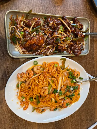 Stir-fry dishes that sizzle on screen - before SnackSnap AI enhancement