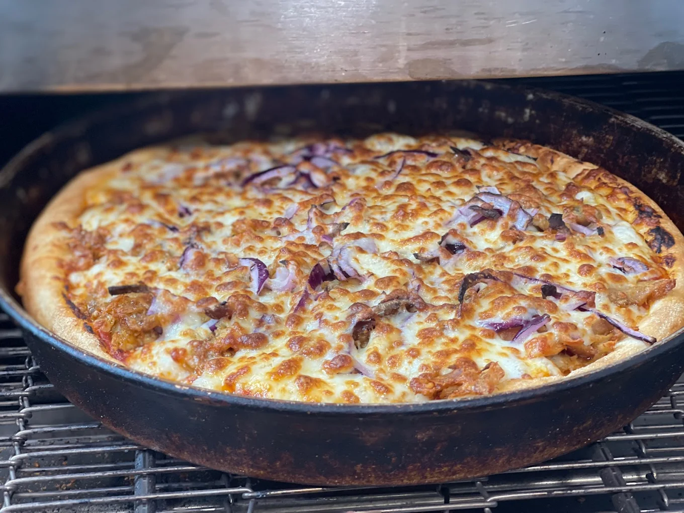 Oven tray to online-ready - before SnackSnap AI enhancement